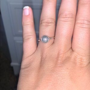 Pandora Ring